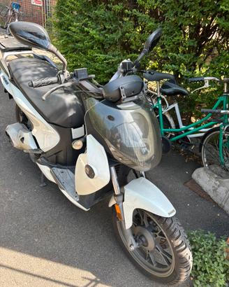 Scooter Benelli Macis 125 - 2014