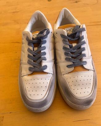 Scarpe mono way nuove senza cartellino