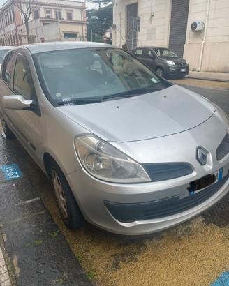 Renault clio 2006
