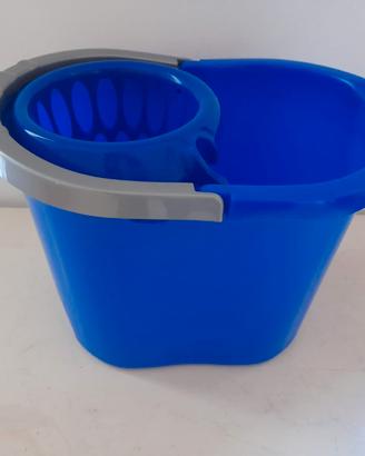Secchio blu per pulizia pavimenti con strizzatore