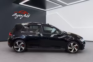 Volkswagen Golf GTI Performance 2.0 245 CV TSI 5p.