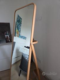specchio ikea da terra 