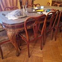 Salone mobili in stile Chippendale