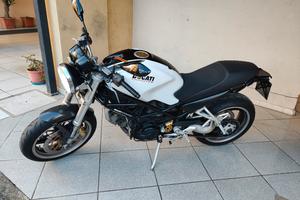 Ducati Monster S2R 800