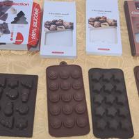 4 stampi in silicone per fare cioccolatini 