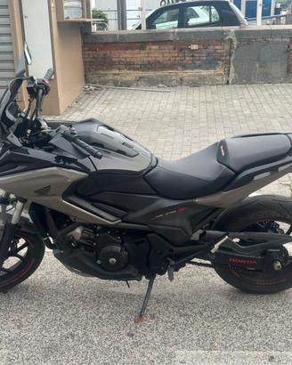 Honda nc 750x 