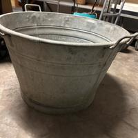 Mastello o tinozza vintage in metallo zincato