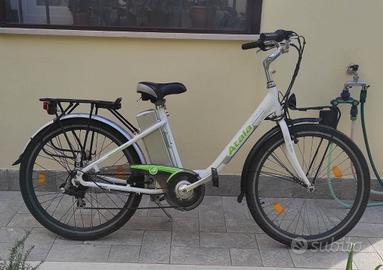 ATALA Eco-Street Pedalata assistita 
