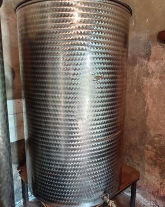 Serbatoio inox per vino
