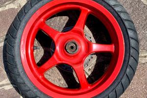 Cerchione per scooter MBK AEROX 50 rosso