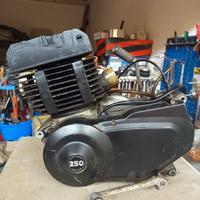 Motore completo per Cagiva SXT 250 ALA BLU)