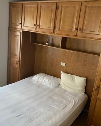 Set camera da letto stile ponte.