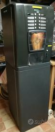 macchina da caffè automatica multi bevande 