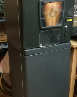 macchina da caffè automatica multi bevande 