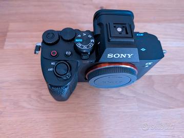 Sony Alpha 7 IV 33Mpx solo corpo