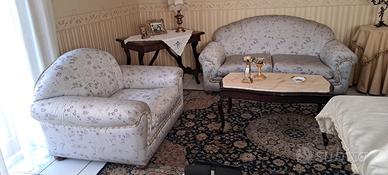 Divano anni 80 + 2 poltrone + tavolino marmo