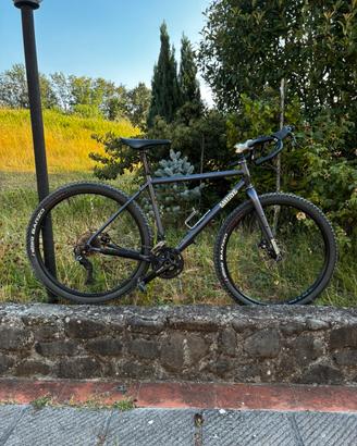 Wilde Rambler gravel Shimano GRX