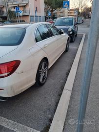 Auto Mercedes 4 Matic Premium Plus