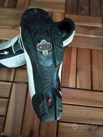 Scarpe Specialized con placche