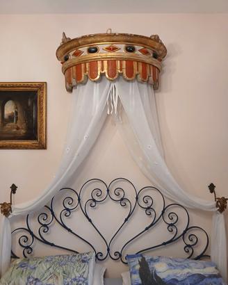 Corona d'altare antica