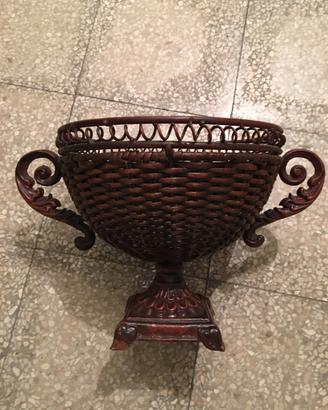 coppa vaso centrotavola in midollino e ferro