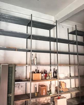 scaffalature usate di varie dimensioni 
