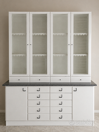 Credenza / Vetrina SIRA bianca con 10 cassetti e 4