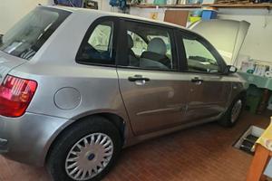 FIAT Stilo Berlina (AF Due Volumi)