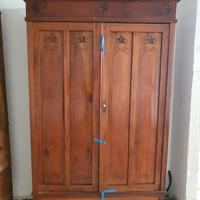 Armadi stile liberty siciliano