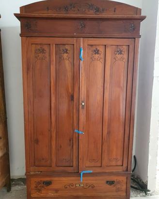 Armadi stile liberty siciliano