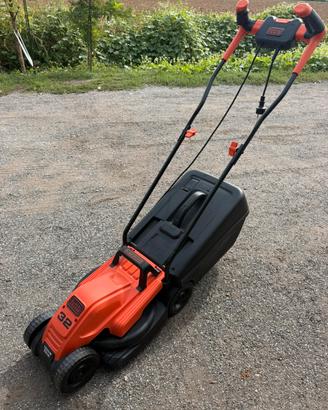 Tagliaerba BLACK+DECKER 1200W 32cm – Pari al nuovo