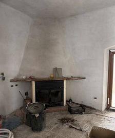 Immobile in asta di 364 m² con più di 5 locali a S