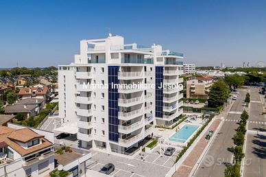 Attico Trilocale con Solarium Privato a Jesolo - P