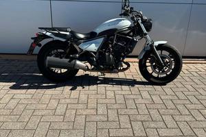 Kawasaki Eliminator 500