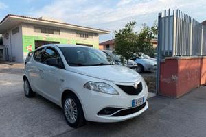 Lancia Ypsilon 1.2 69 CV 5 porte GPL Ecochic Silve