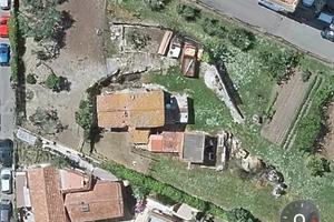 Terreno edificabile con unitá immobiliare