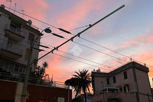 MULTILOCALE A NAPOLI