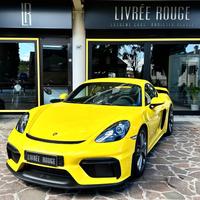 Porsche Cayman GT4