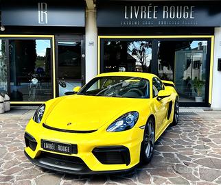 Porsche Cayman GT4