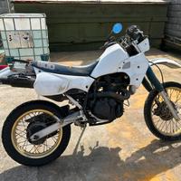 Moto kavasaki klr 600b 1986