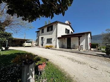CASA INDIPENDENTE A ASSISI