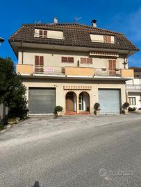 Casa con ingresso indipendente