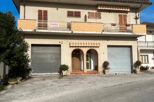Casa con ingresso indipendente