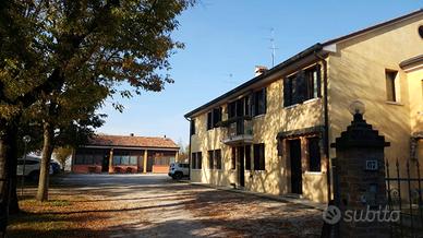 Stanza in ambiente condiviso