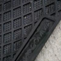 Tappetini in gomma 100%