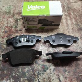 Pastiglie freno anteriore megane3,scenic3,clio5