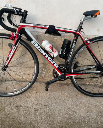 Bianchi sempre monocoque Carbon