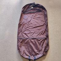 Custodie per abiti Fendi e Cerryrite