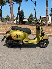 VESPA GTS 300 SUPERSPORT