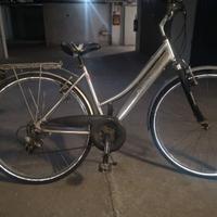 Bicicletta donna in alluminio